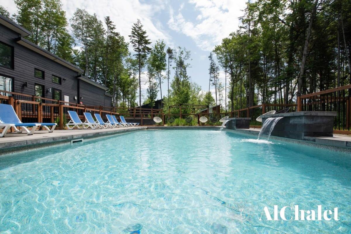 Chalet Bellevue Luxe Avec Spa Et Local A Velo Pont-Rouge Exteriör bild