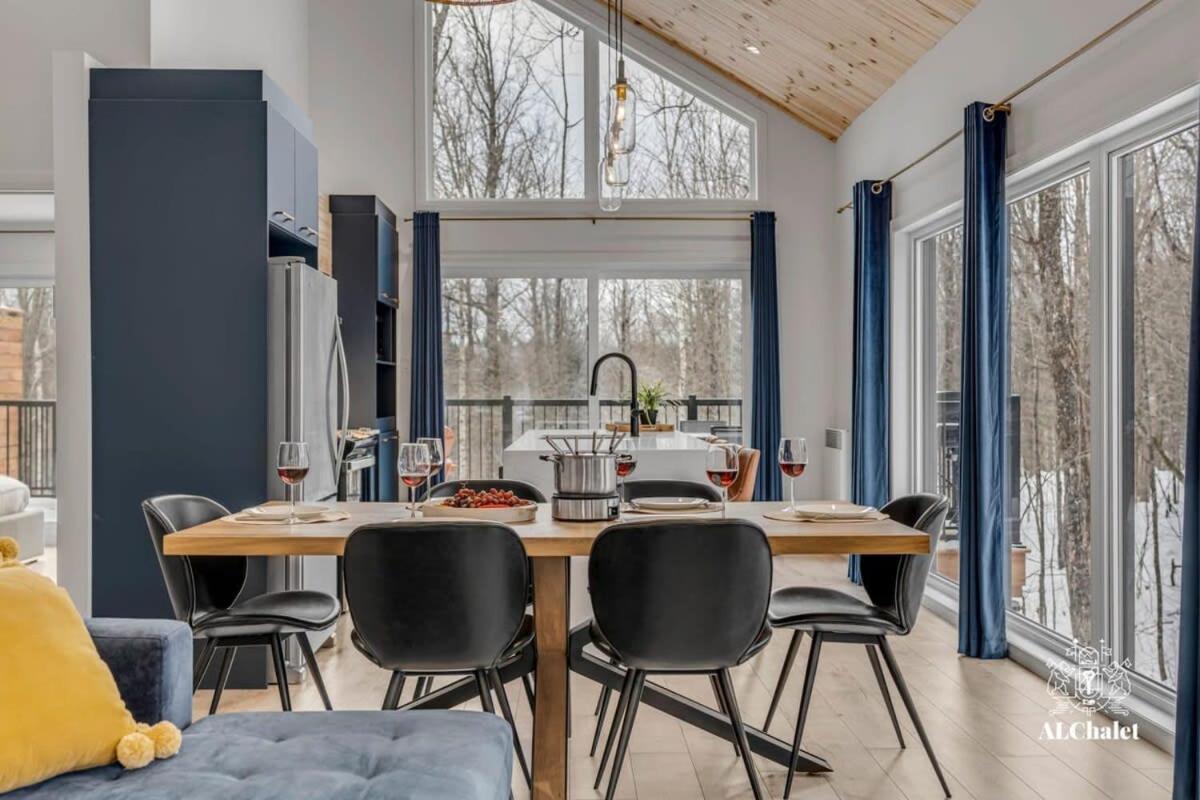 Chalet Bellevue Luxe Avec Spa Et Local A Velo Pont-Rouge Exteriör bild