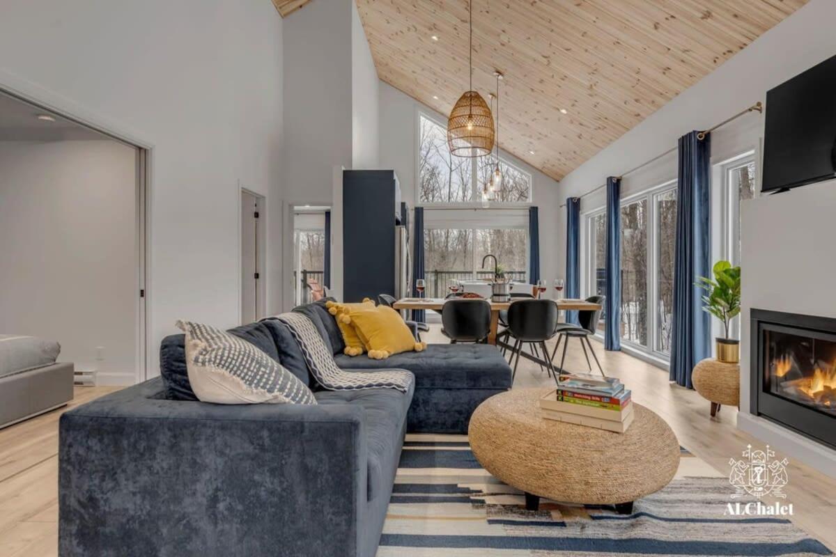 Chalet Bellevue Luxe Avec Spa Et Local A Velo Pont-Rouge Exteriör bild