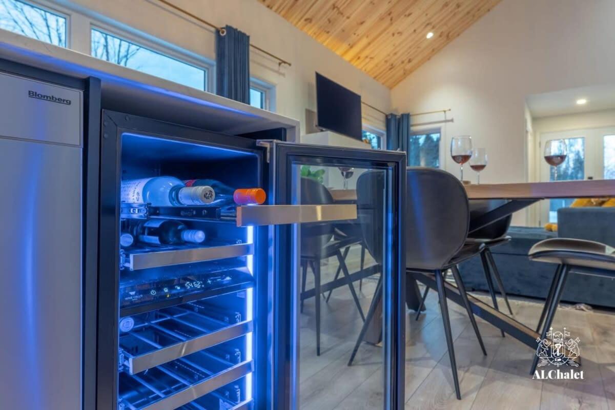 Chalet Bellevue Luxe Avec Spa Et Local A Velo Pont-Rouge Exteriör bild