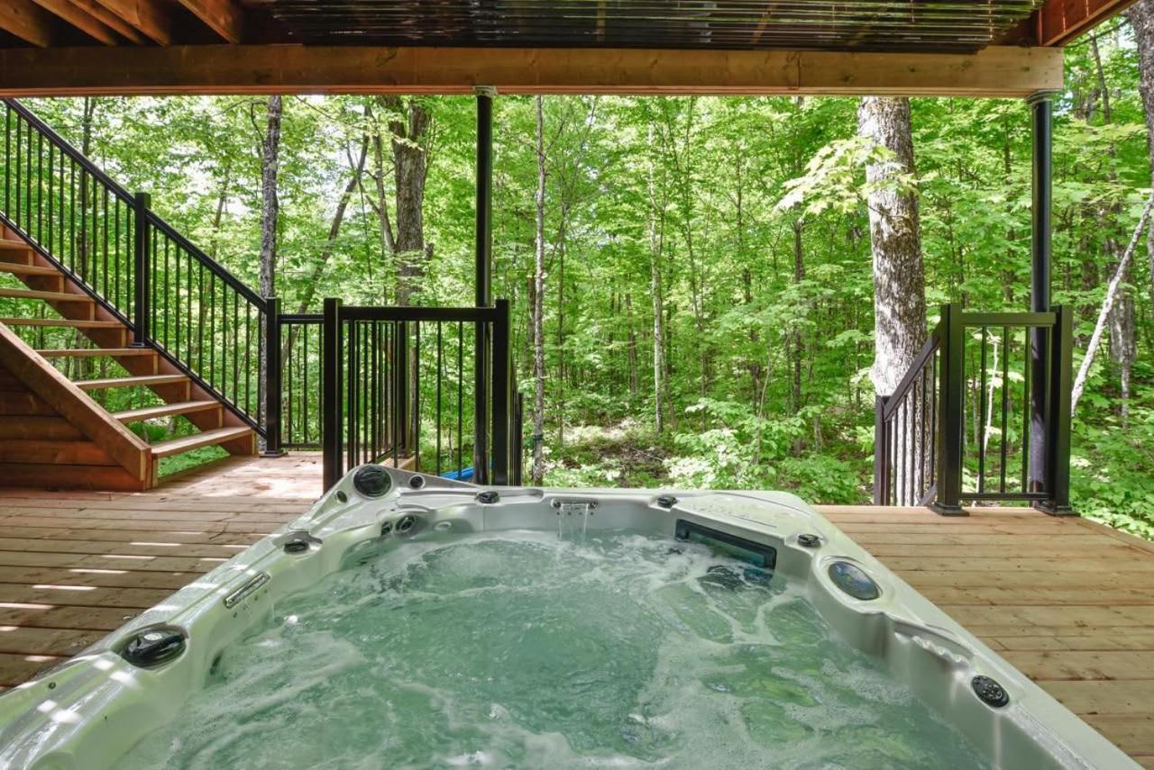Chalet Bellevue Luxe Avec Spa Et Local A Velo Pont-Rouge Exteriör bild